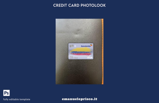 modello frontale photolook con carta di debito visto bancario Colombia bancolomb